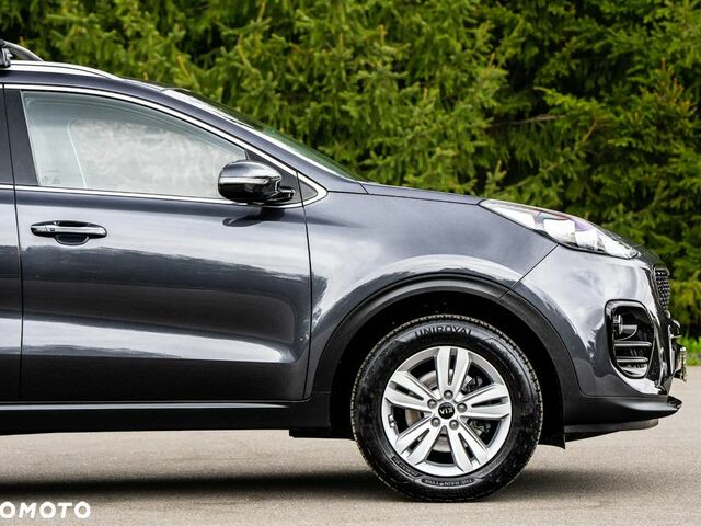 Кіа Sportage, об'ємом двигуна 1.59 л та пробігом 93 тис. км за 15745 $, фото 8 на Automoto.ua