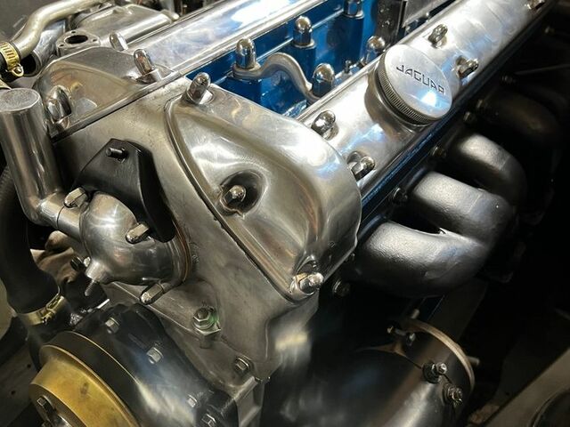 Ягуар С-Тайп, объемом двигателя 3.8 л и пробегом 146 тыс. км за 53996 $, фото 5 на Automoto.ua