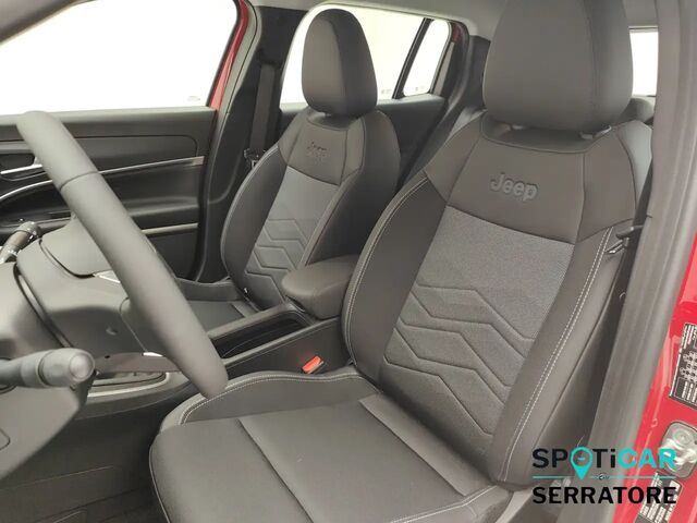 Джип Avenger 2023 в Европе на Automoto.ua Красный Джип Avenger, объемом двигателя 1.2 л и пробегом 285 тыс. км за 28730 $, фото 12 на Automoto.ua