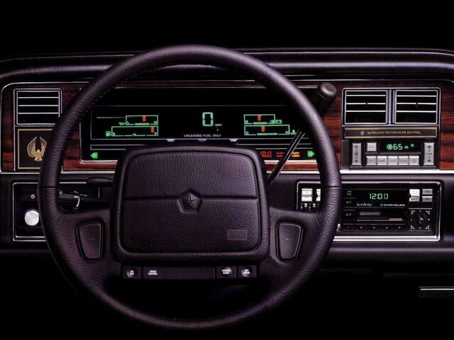 Крайслер Империал, Седан 1990 - 1993 3.3 V6 (147 л.с.)