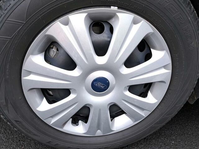 Форд Си-Макс 2010 в Европе на Automoto.ua Форд Си-Макс, объемом двигателя 0 л и пробегом 230 тыс. км за 5000 $, фото 6 на Automoto.ua