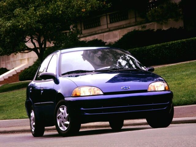 Шевроле Метро, Седан 1998 - 2007 Sedan (MR226) 1.3 LSi