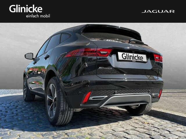 Черный Ягуар E-Pace, объемом двигателя 2 л и пробегом 3 тыс. км за 53866 $, фото 1 на Automoto.ua