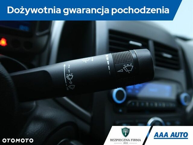 Шевроле Авео, об'ємом двигуна 1.25 л та пробігом 168 тис. км за 3888 $, фото 21 на Automoto.ua