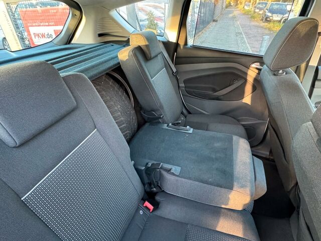 Форд Сі-Макс 2015 у Європі на Automoto.ua Білий Форд Сі-Макс, об'ємом двигуна 1 л та пробігом 81 тис. км за 7990 $, фото 17 на Automoto.ua