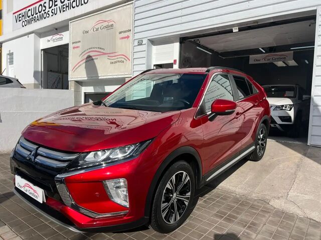 Мицубиси Eclipse Cross 2019 в Европе на Automoto.ua Красный Мицубиси Eclipse Cross, объемом двигателя 1.5 л и пробегом 91 тыс. км за 17995 $, фото 1 на Automoto.ua