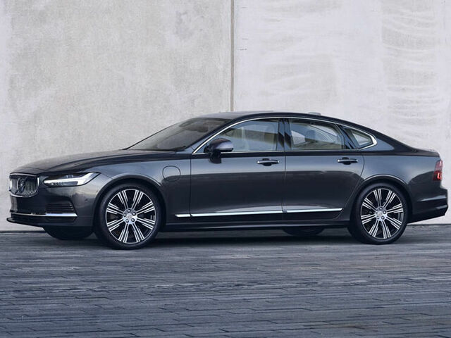 Знайти седан Volvo S90 2023 модельного року