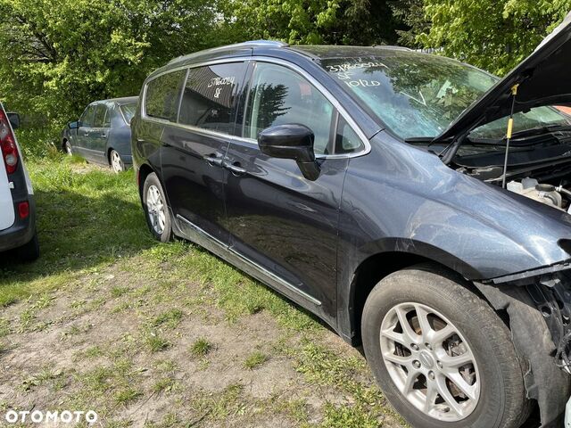 Крайслер Pacifica, об'ємом двигуна 3.6 л та пробігом 131 тис. км за 13801 $, фото 1 на Automoto.ua