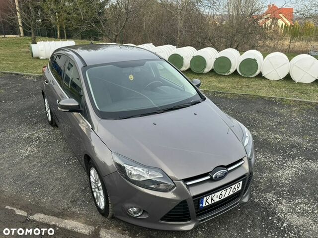 Форд Фокус, объемом двигателя 1 л и пробегом 171 тыс. км за 5616 $, фото 6 на Automoto.ua