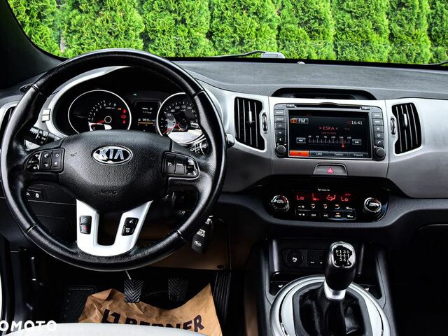 Киа Sportage, объемом двигателя 1.59 л и пробегом 107 тыс. км за 13153 $, фото 31 на Automoto.ua