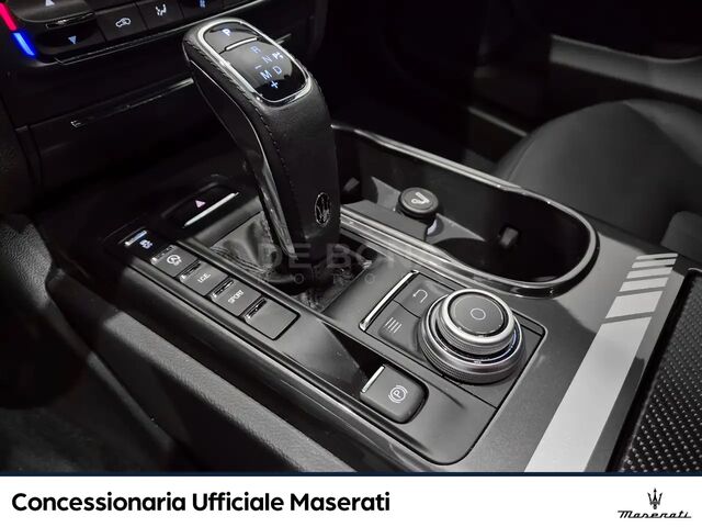 Мазераті Ghibli 2020 у Європі на Automoto.ua Чорний Мазераті Ghibli, об'ємом двигуна 2.99 л та пробігом 43 тис. км за 53677 $, фото 12 на Automoto.ua
