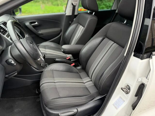 Фольксваген Поло 2012 у Європі на Automoto.ua Білий Фольксваген Поло, об'ємом двигуна 1.2 л та пробігом 118 тис. км за 10808 $, фото 9 на Automoto.ua