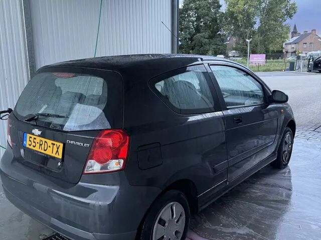 Шевроле Калос 2005 в Европе на Automoto.ua Черный Шевроле Калос, объемом двигателя 1.15 л и пробегом 190 тыс. км за 1636 $, фото 2 на Automoto.ua