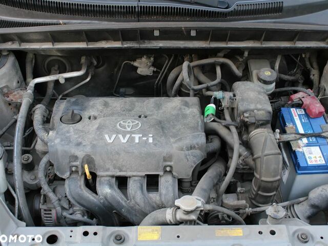 Тойота Яріс Версо, об'ємом двигуна 1.3 л та пробігом 213 тис. км за 1490 $, фото 10 на Automoto.ua