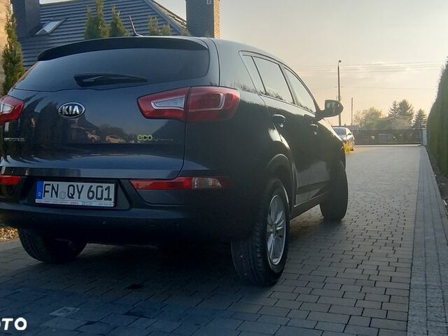 Кіа Sportage, об'ємом двигуна 1.59 л та пробігом 152 тис. км за 11447 $, фото 5 на Automoto.ua