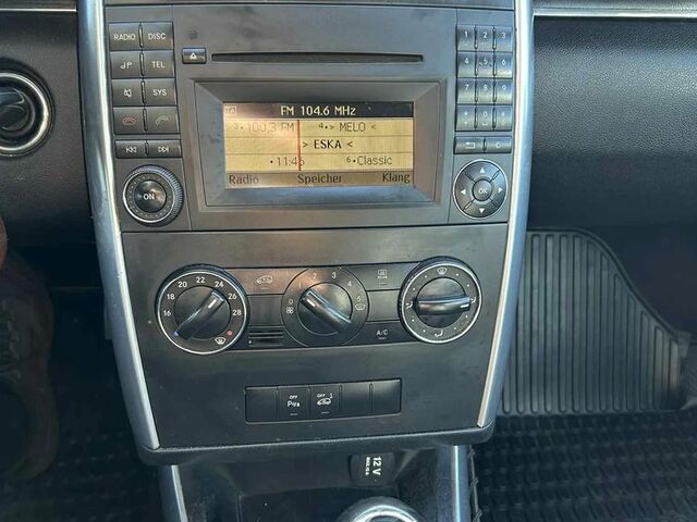 Мерседес Б-клас 2011 у Європі на Automoto.ua Сірий Мерседес Б-клас, об'ємом двигуна 1 л та пробігом 367 тис. км за 4819 $, фото 13 на Automoto.ua