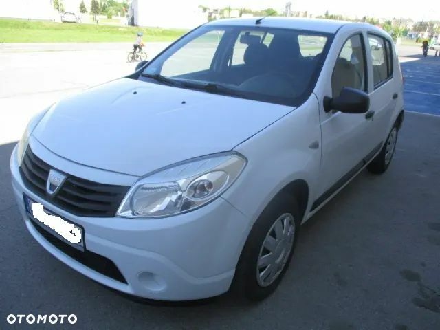 Дачія Sandero, об'ємом двигуна 1.15 л та пробігом 153 тис. км за 2268 $, фото 2 на Automoto.ua