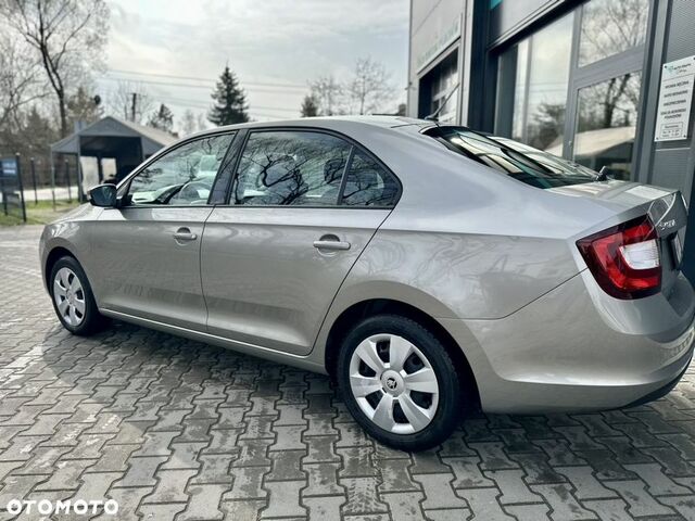 Шкода Рапид, объемом двигателя 1 л и пробегом 80 тыс. км за 10086 $, фото 10 на Automoto.ua