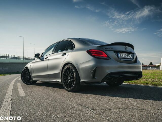 Мерседес Ц-Клас 2017 у Європі на Automoto.ua Сірий Мерседес Ц-Клас, об'ємом двигуна 3.98 л та пробігом 60 тис. км за 50848 $, фото 1 на Automoto.ua