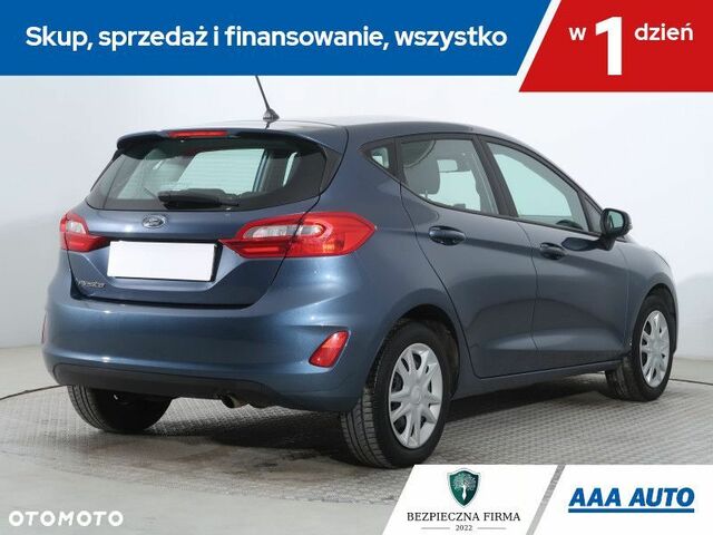 Форд Фиеста 2019 в Европе на Automoto.ua Синий Форд Фиеста, объемом двигателя 1 л и пробегом 121 тыс. км за 8232 $, фото 5 на Automoto.ua