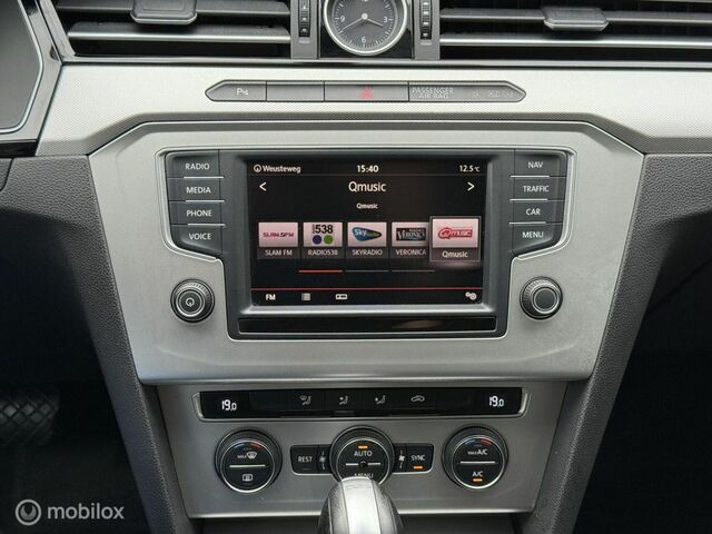 Фольксваген Пассат Варіант 2015 у Європі на Automoto.ua Сірий Фольксваген Пассат Варіант, об'ємом двигуна 1.6 л та пробігом 200 тис. км за 11791 $, фото 15 на Automoto.ua