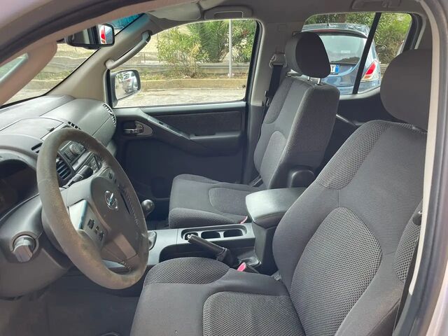 Ніссан Навара 2007 у Європі на Automoto.ua Сірий Ніссан Навара, об'ємом двигуна 2.49 л та пробігом 215 тис. км за 14938 $, фото 10 на Automoto.ua