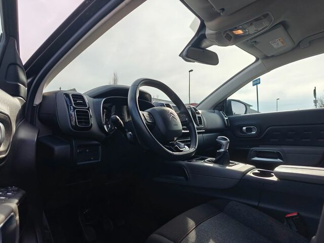 Ситроен C5 Aircross 2020 в Европе на Automoto.ua Серый Ситроен C5 Aircross, объемом двигателя 1.2 л и пробегом 44 тыс. км за 16781 $, фото 7 на Automoto.ua