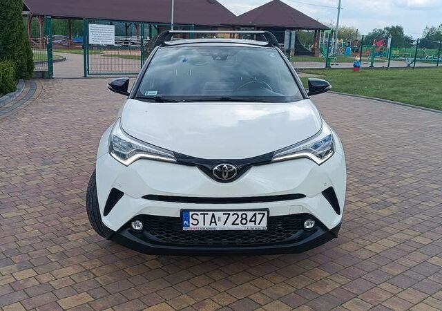 Тойота C-HR, объемом двигателя 1.2 л и пробегом 114 тыс. км за 15097 $, фото 2 на Automoto.ua