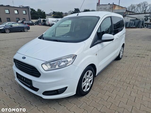 Форд Tourneo Courier, объемом двигателя 1.5 л и пробегом 175 тыс. км за 7969 $, фото 1 на Automoto.ua