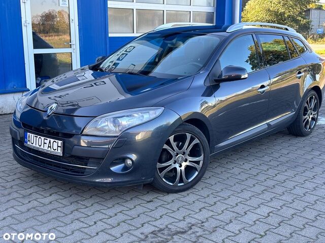 Рено Меган 2010 в Европе на Automoto.ua Черный Рено Меган, объемом двигателя 1 л и пробегом 164 тыс. км за 4093 $, фото 8 на Automoto.ua