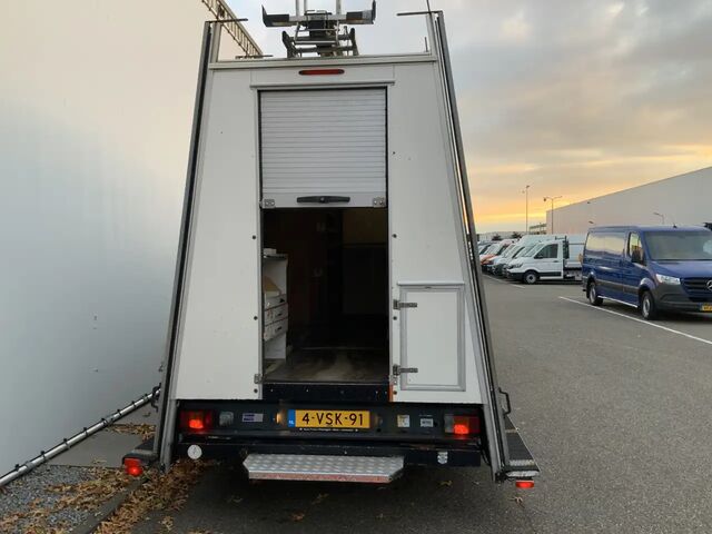 Фольксваген Крафтер 2011 в Европе на Automoto.ua Белый Фольксваген Крафтер, объемом двигателя 1.97 л и пробегом 194 тыс. км за 15470 $, фото 12 на Automoto.ua