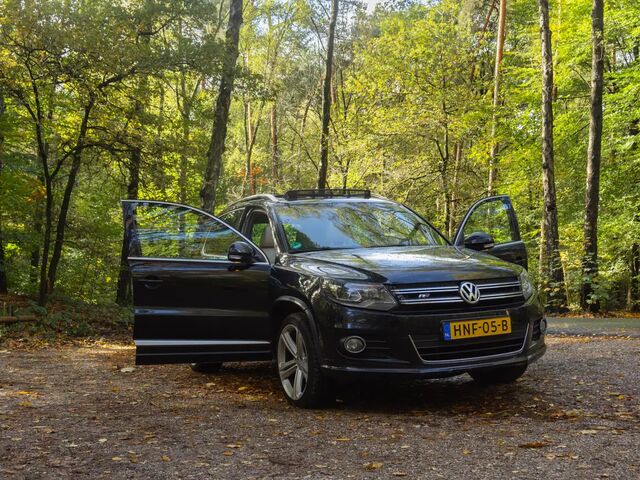 Фольксваген Тигуан 2014 в Европе на Automoto.ua Черный Фольксваген Тигуан, объемом двигателя 1.98 л и пробегом 226 тыс. км за 16363 $, фото 1 на Automoto.ua