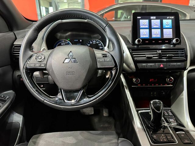 Міцубісі Eclipse Cross 2022 у Європі на Automoto.ua Червоний Міцубісі Eclipse Cross, об'ємом двигуна 2.36 л та пробігом 93 тис. км за 22219 $, фото 11 на Automoto.ua