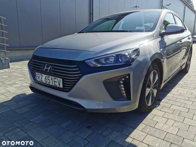 Хендай Ioniq, объемом двигателя 1.58 л и пробегом 16 тыс. км за 21253 $, фото 1 на Automoto.ua