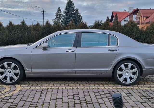 Бентлі Continental Flying Spur, об'ємом двигуна 6 л та пробігом 170 тис. км за 24838 $, фото 6 на Automoto.ua