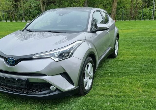 Тойота C-HR, объемом двигателя 1.8 л и пробегом 122 тыс. км за 14363 $, фото 1 на Automoto.ua