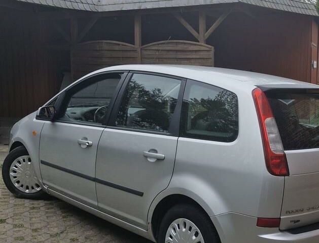 Форд Си-Макс 2005 в Европе на Automoto.ua Серый Форд Си-Макс, объемом двигателя 0 л и пробегом 255 тыс. км за 1300 $, фото 1 на Automoto.ua