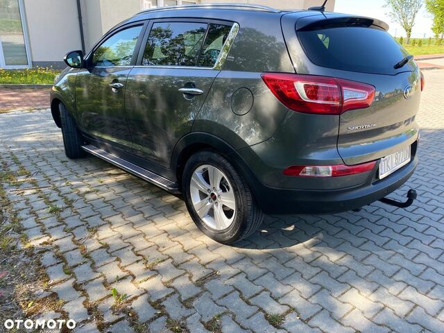 Кіа Sportage, об'ємом двигуна 1.59 л та пробігом 171 тис. км за 9698 $, фото 7 на Automoto.ua