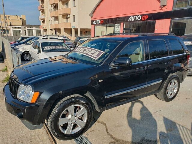 Джип Grand Cherokee 2006 у Європі на Automoto.ua Чорний Джип Grand Cherokee, об'ємом двигуна 2.99 л та пробігом 239 тис. км за 6500 $, фото 1 на Automoto.ua