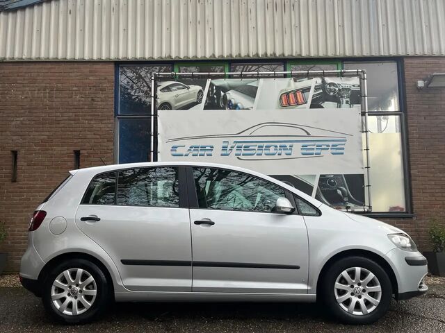 Фольксваген Golf Plus 2007 у Європі на Automoto.ua Сірий Фольксваген Golf Plus, об'ємом двигуна 1.39 л та пробігом 95 тис. км за 5825 $, фото 7 на Automoto.ua