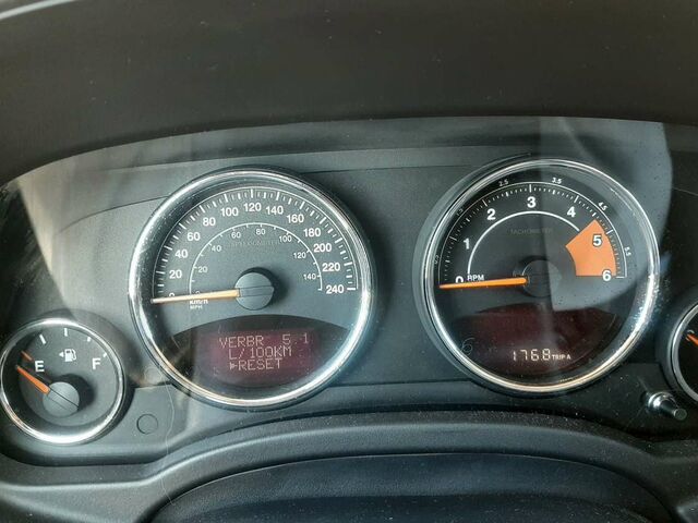 Чорний Джип Compass, об'ємом двигуна 2.14 л та пробігом 143 тис. км за 13631 $, фото 1 на Automoto.ua