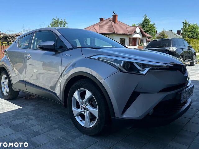 Тойота C-HR, об'ємом двигуна 1.8 л та пробігом 118 тис. км за 16695 $, фото 1 на Automoto.ua