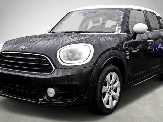 Чорний Міні Cooper Countryman, об'ємом двигуна 1.5 л та пробігом 52 тис. км за 24244 $, фото 1 на Automoto.ua