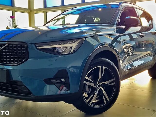 Вольво XC40, объемом двигателя 1.97 л и пробегом 10 тыс. км за 42147 $, фото 1 на Automoto.ua