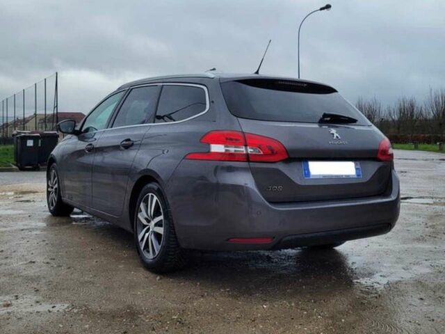 Сірий Пежо 308, об'ємом двигуна 1.2 л та пробігом 44 тис. км за 16146 $, фото 1 на Automoto.ua