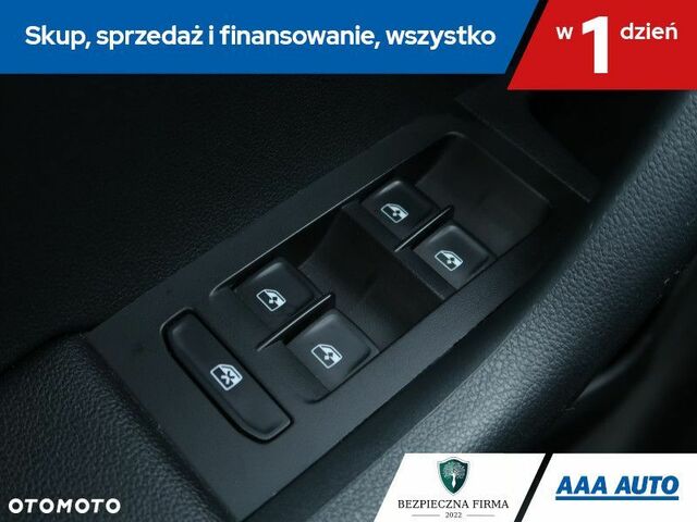 Шкода Октавия, объемом двигателя 1 л и пробегом 78 тыс. км за 13391 $, фото 16 на Automoto.ua