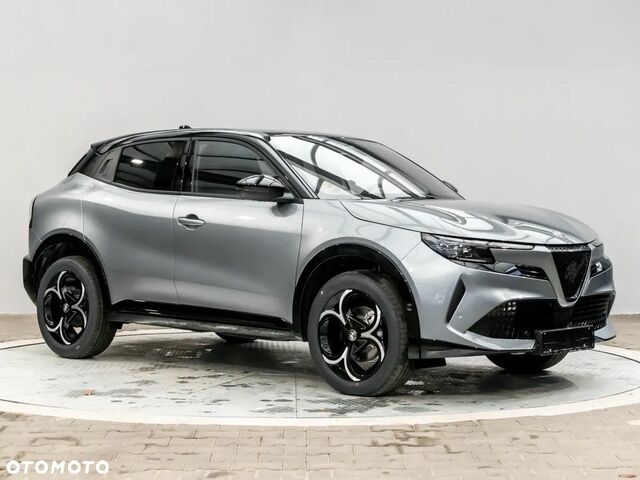 Альфа Ромео Джуниор 2025 в Европе на Automoto.ua Серый Альфа Ромео Джуниор, объемом двигателя 1 л и пробегом 350 тыс. км за 34601 $, фото 6 на Automoto.ua