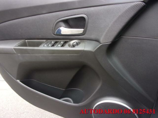 Шевроле Круз 2013 в Европе на Automoto.ua Белый Шевроле Круз, объемом двигателя 1.6 л и пробегом 181 тыс. км за 5000 $, фото 12 на Automoto.ua