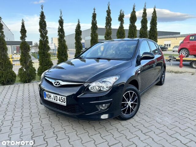 Хендай i30, об'ємом двигуна 1.4 л та пробігом 129 тис. км за 4946 $, фото 1 на Automoto.ua