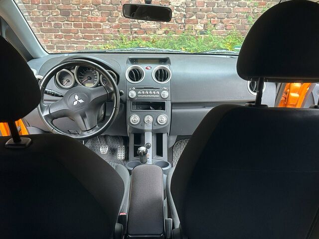 Мицубиси Кольт 2009 в Европе на Automoto.ua Мицубиси Кольт, объемом двигателя 0 л и пробегом 102 тыс. км за 2350 $, фото 8 на Automoto.ua